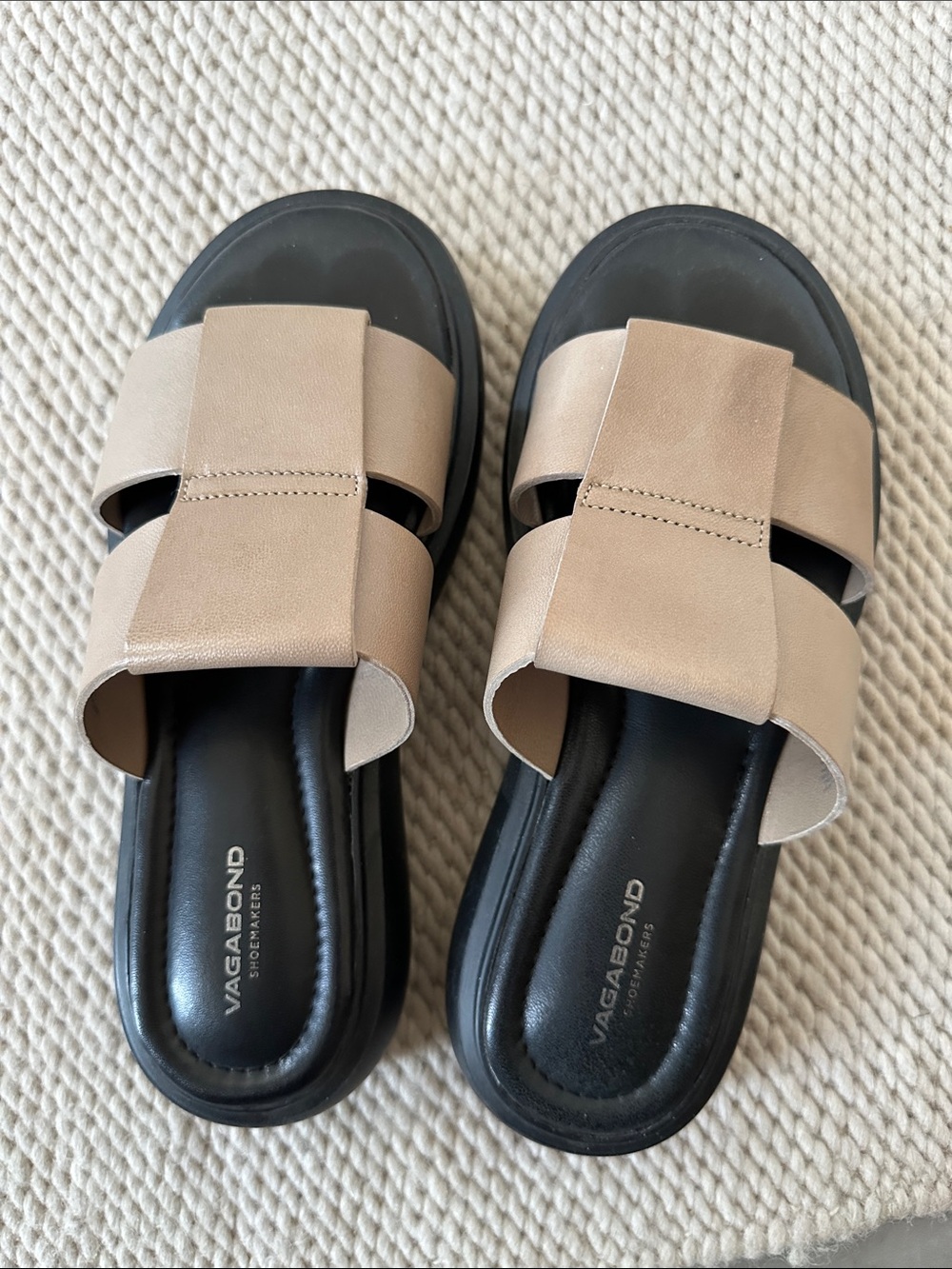 Vagabond Beige Wide-Strap Slide Sandals (Size 37)